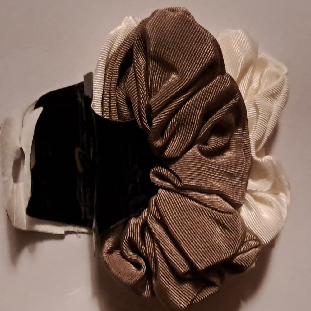 2 NEW HAIR Scrunggies, ponytail holders. Off white/ ivory cream & brown, FIRM